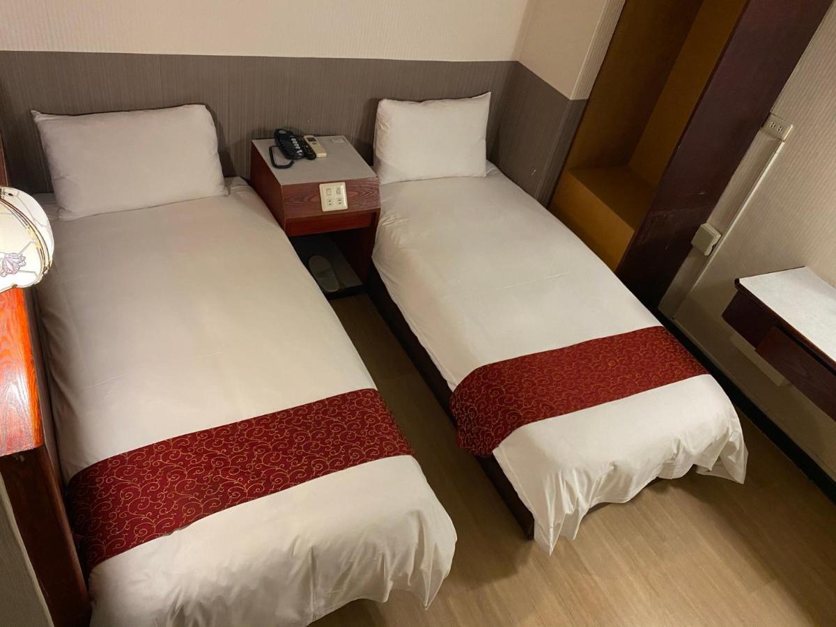 Gene Long Haiy Att Hotel Chiayi City Exterior photo