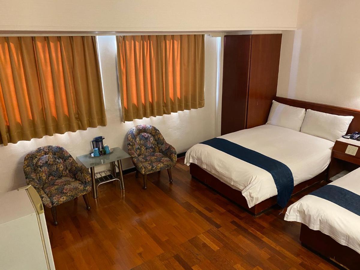 Gene Long Haiy Att Hotel Chiayi City Exterior photo