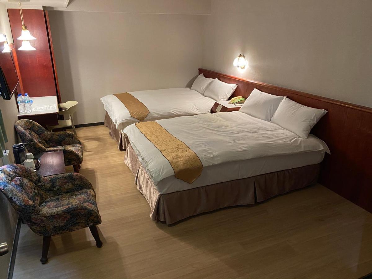 Gene Long Haiy Att Hotel Chiayi City Exterior photo