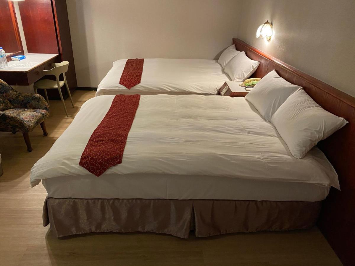 Gene Long Haiy Att Hotel Chiayi City Exterior photo