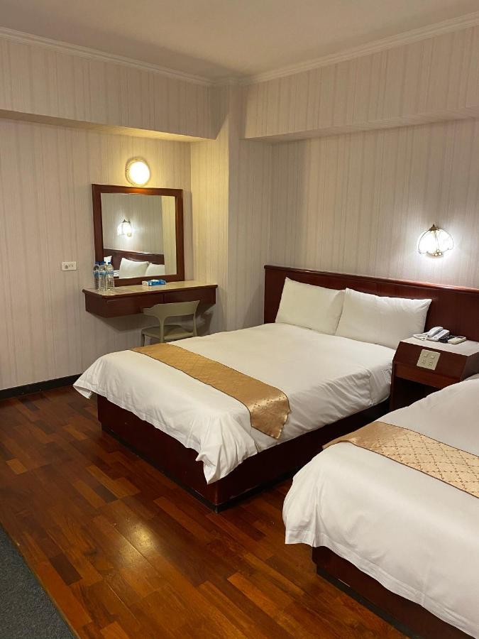 Gene Long Haiy Att Hotel Chiayi City Exterior photo
