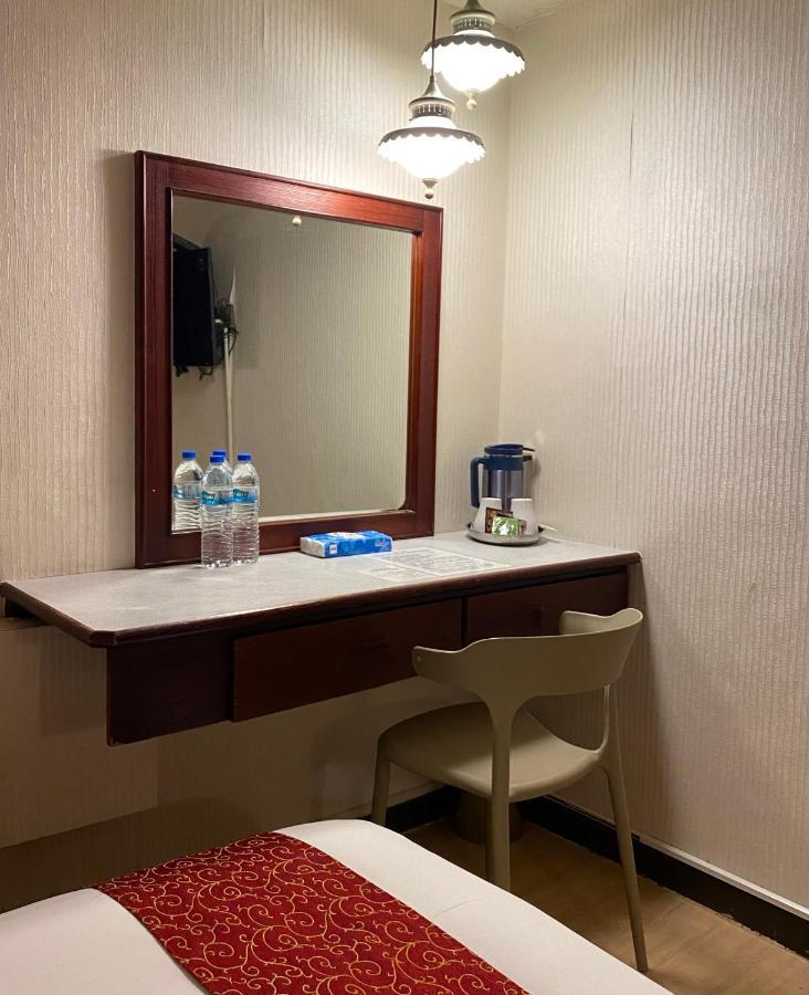 Gene Long Haiy Att Hotel Chiayi City Exterior photo