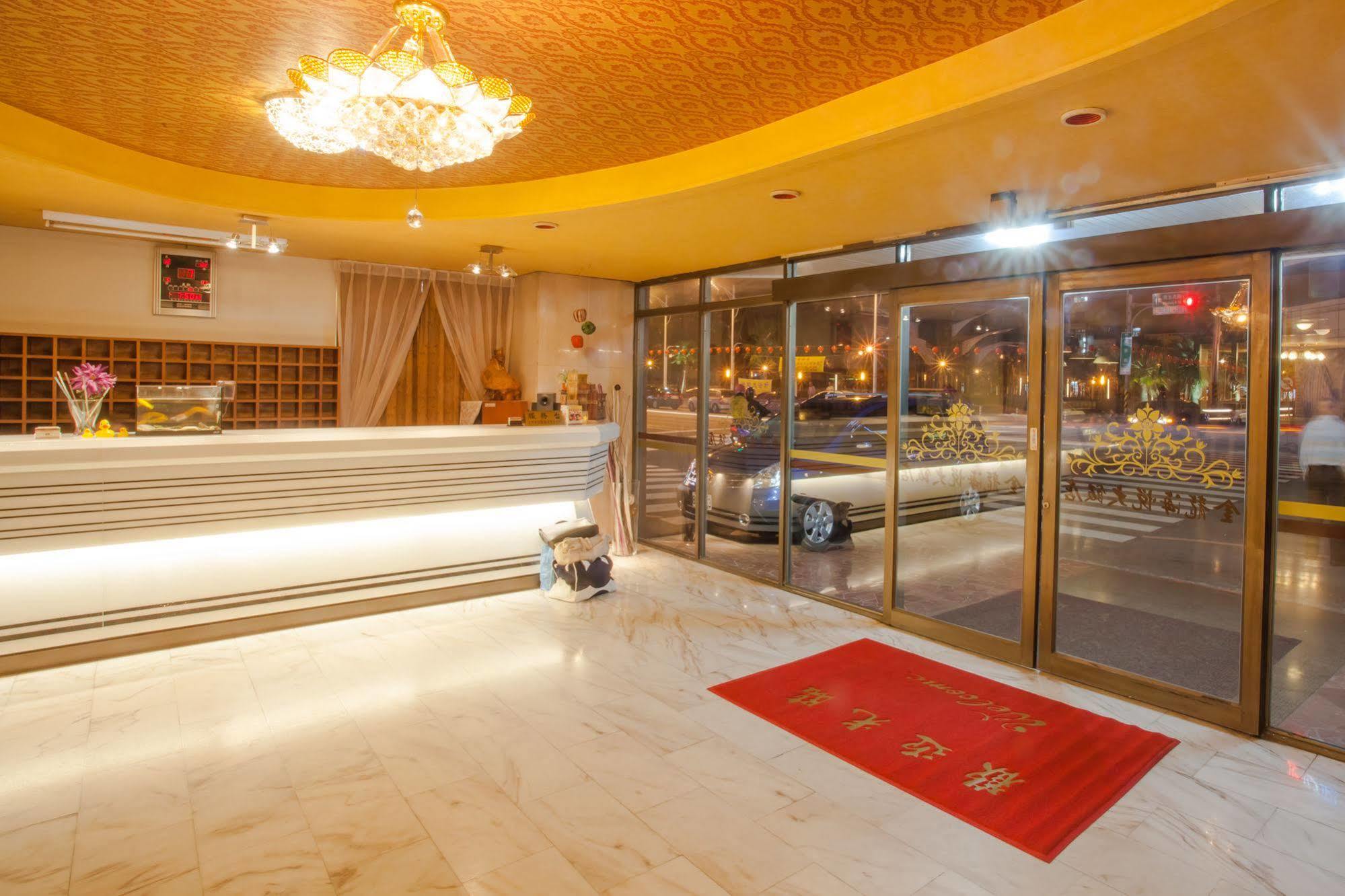 Gene Long Haiy Att Hotel Chiayi City Exterior photo