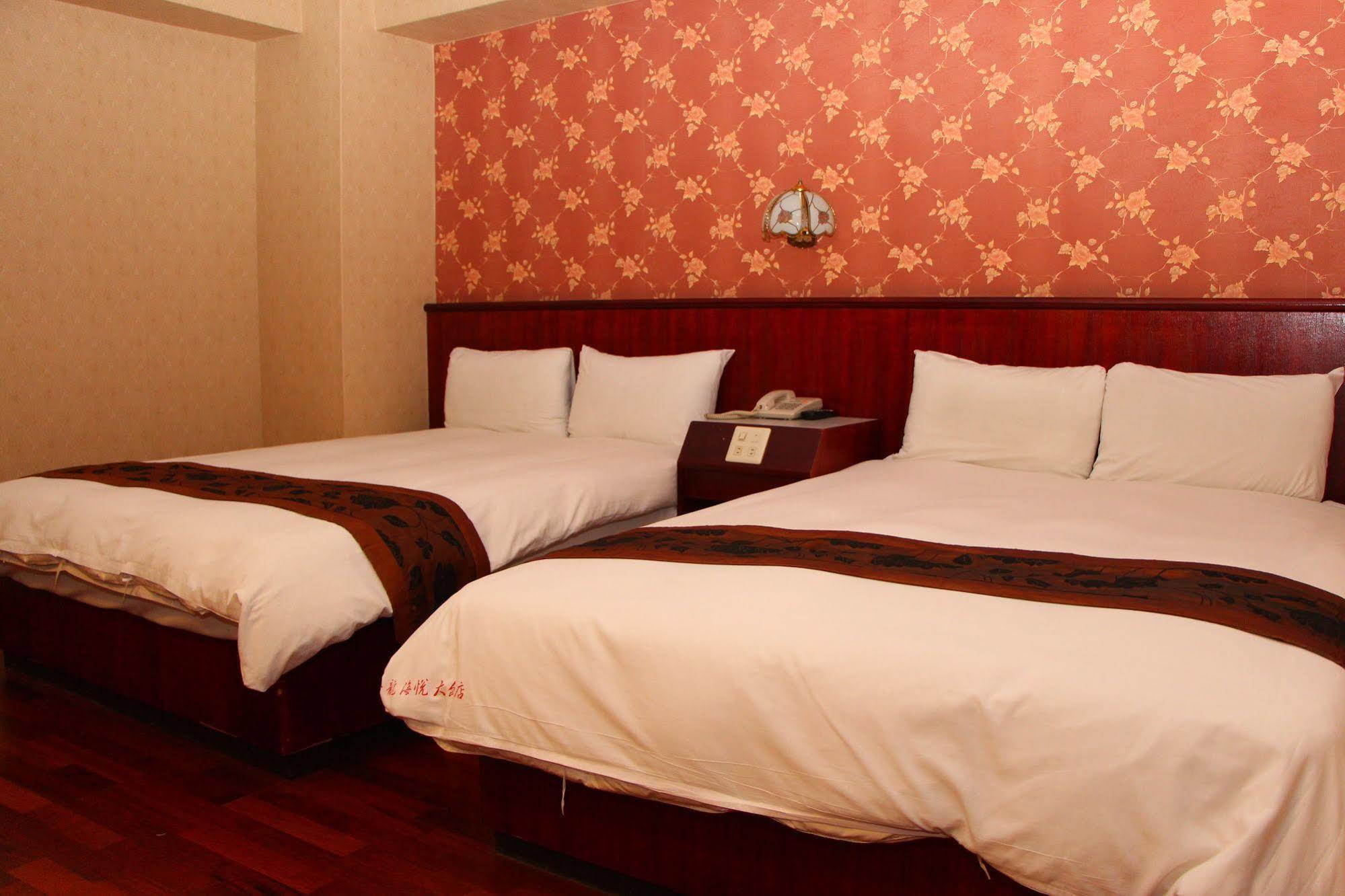 Gene Long Haiy Att Hotel Chiayi City Exterior photo